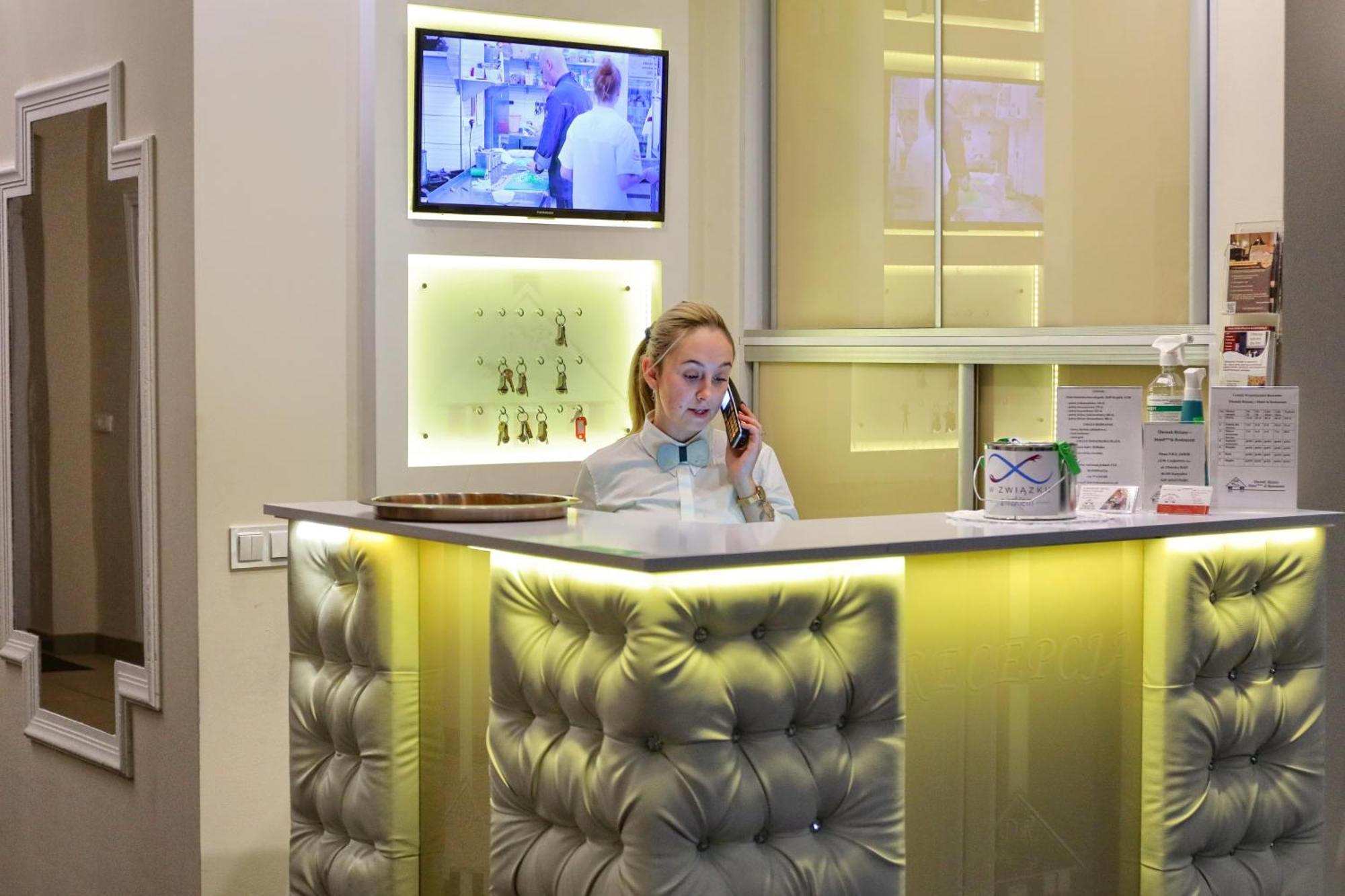 Hotel Dworek Różany Hotel&restauracja 3*
